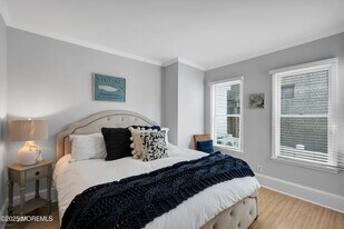512 Main Ave in Bay Head, NJ - Building Photo