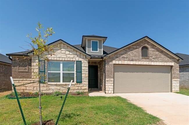 property at 5925 Bradford Pear Ln