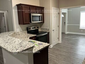 2346 Somerset Rd in Jacksonville, FL - Foto de edificio - Building Photo