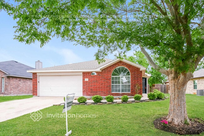 property at 1047 Waterview Dr