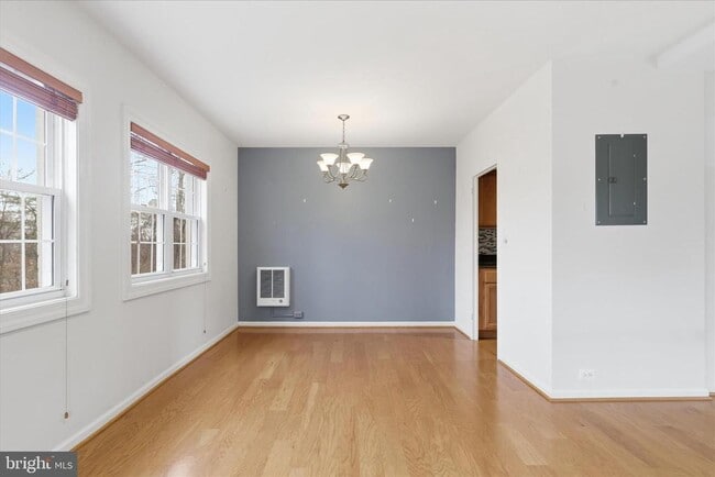 property at 3260 Gunston Rd