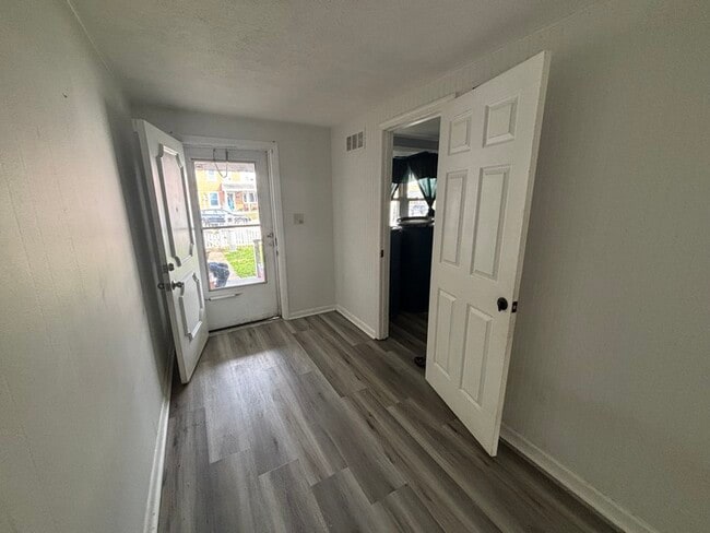7899 St Bridget Ln in Dundalk, MD - Building Photo - Building Photo