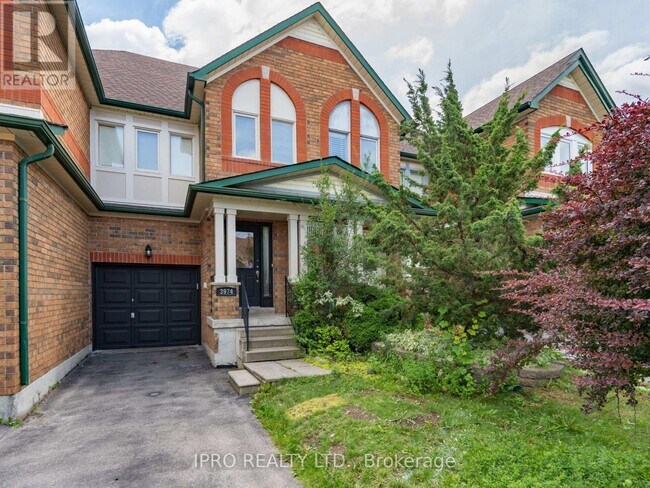 3974 Discovery Ct in Mississauga, ON - Building Photo - Building Photo
