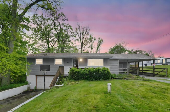 2433 Nedra St in Grove City, OH - Building Photo - Building Photo