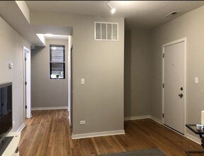 4819 N Christiana Ave in Chicago, IL - Building Photo - Building Photo