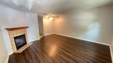 2530 Mar Ct in Tallahassee, FL - Building Photo - Building Photo