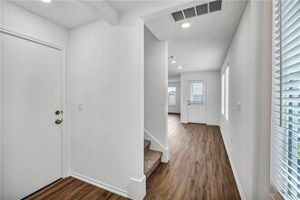 7236 Dancing Wind Ln in Austin, TX - Building Photo - Building Photo