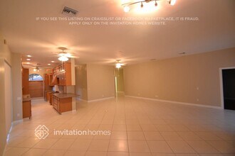 195 E Tall Oaks Cir in Palm Beach Gardens, FL - Building Photo - Building Photo