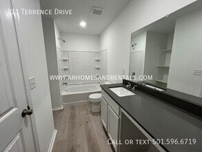 111 Terrence Dr in Beebe, AR - Building Photo - Building Photo