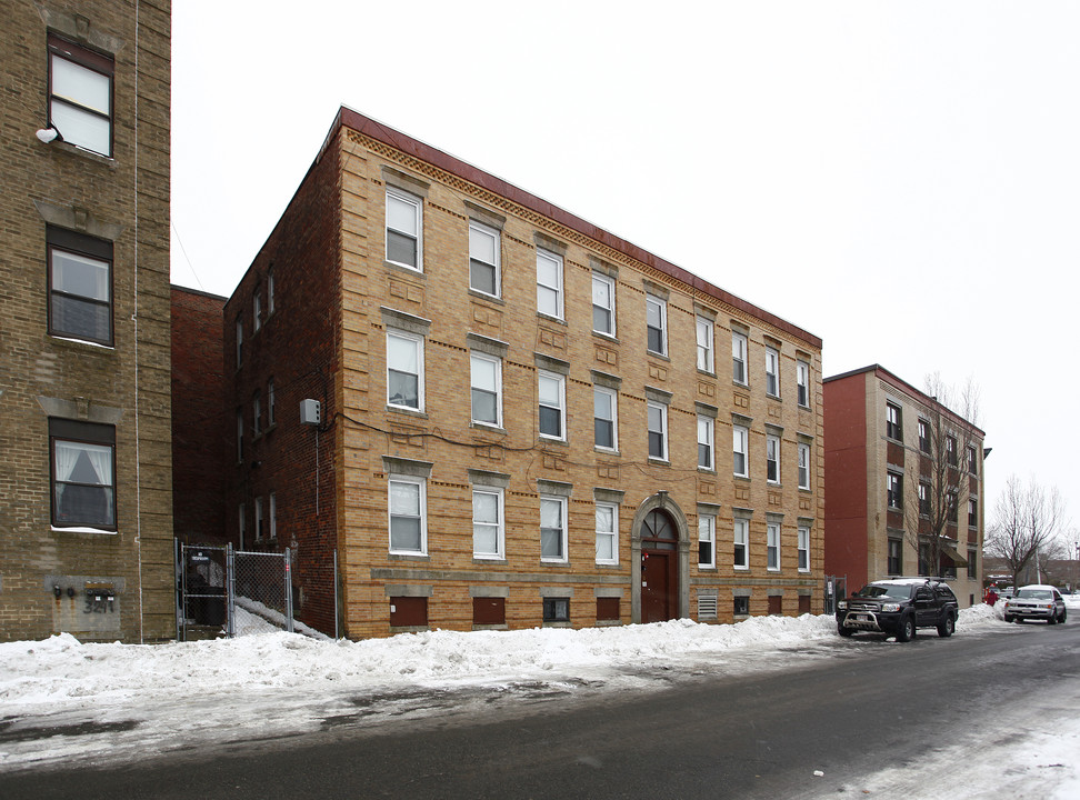 52 Peabody St in Salem, MA - Building Photo