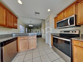 8431 Deer Chase Dr in Riverview, FL - Foto de edificio - Building Photo