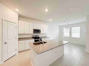 330 Bottle Brush Dr in Haines City, FL - Building Photo - Building Photo