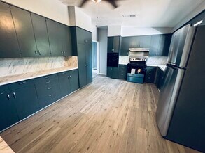1112 Riverside Ter, Unit Unit 1 in Gainesville, GA - Building Photo - Building Photo