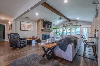 6 Deanna Cir in Wichita Falls, TX - Building Photo - Building Photo