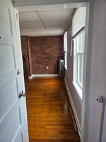 236 E 2nd St, Unit Third Fl in Frederick, MD - Building Photo