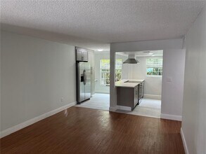 726 Edgewater Dr in Orlando, FL - Building Photo - Building Photo