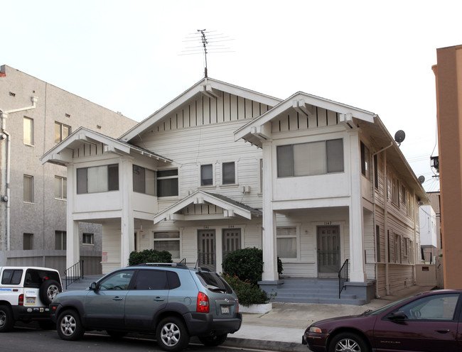 1142-1148 E 1st St in Long Beach, CA - Foto de edificio - Building Photo
