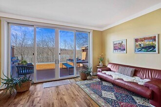 493 Warburton Ave in Hastings On Hudson, NY - Building Photo - Building Photo