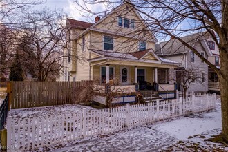 1854 W 47th St in Cleveland, OH - Building Photo - Building Photo