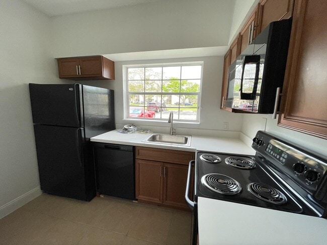 property at 720 Cypress Ln