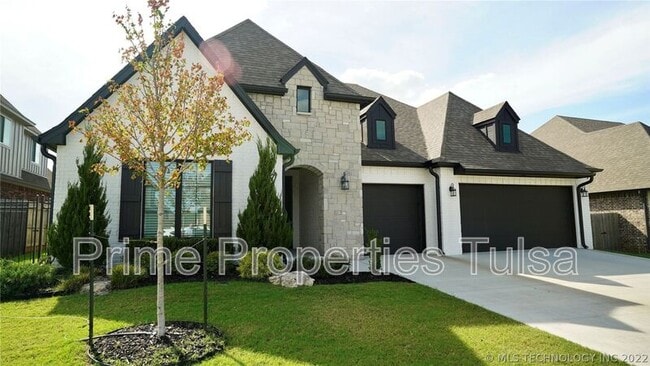 property at 12912 S 6th St