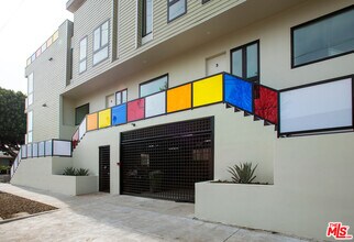 2496 S Centinela Ave in Los Angeles, CA - Building Photo - Building Photo