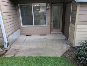 17979 SW 115th Ave in Tualatin, OR - Building Photo - Building Photo