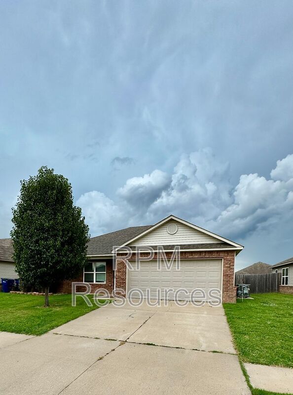 1840 Schooner Rd in El Reno, OK - Building Photo - Building Photo