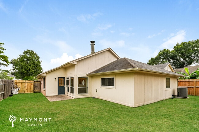 12647 Mill Wheel Ln in Houston, TX - Foto de edificio - Building Photo