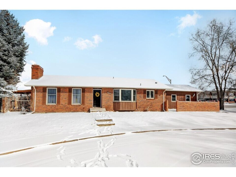 2823 Gateway Dr in Loveland, CO - Building Photo