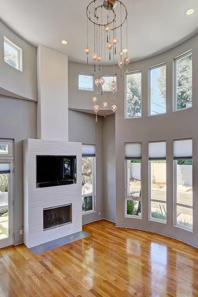 property at 1048 14th St