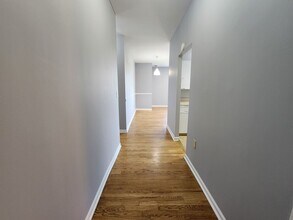 27 E Clinton Ave in Tenafly, NJ - Building Photo - Building Photo