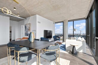 168 N Elizabeth St in Chicago, IL - Building Photo - Building Photo