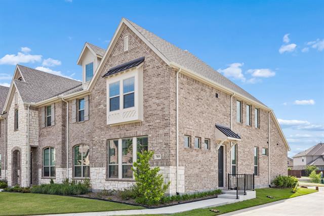 7035 Granbury Ln in Grand Prairie, TX - Building Photo - Building Photo