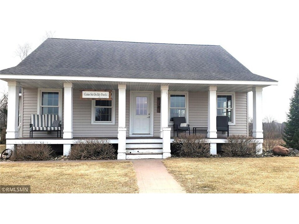 1849 200th St in New Richmond, WI - Building Photo