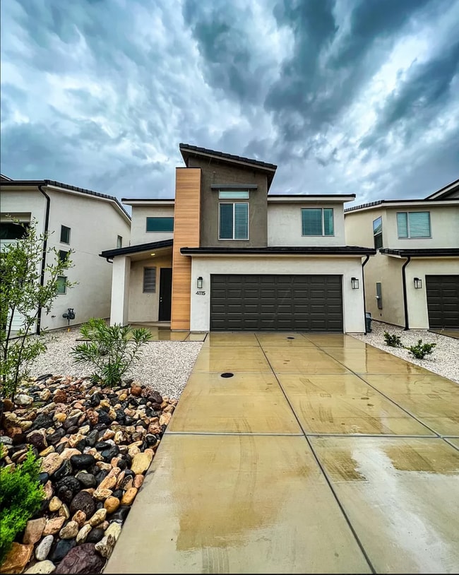 property at 4071 Cerro Wy
