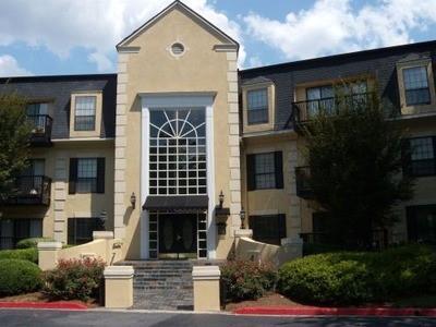 property at 3116 Pine Heights Dr NE
