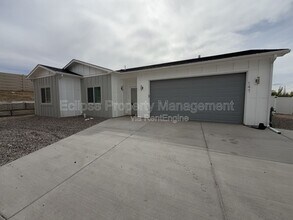 147 Buena Vista Dr in Grand Junction, CO - Building Photo - Building Photo