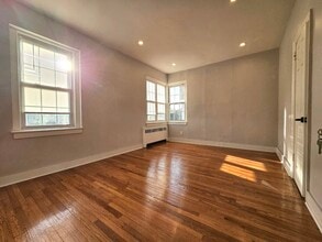 1 Dewitt Rd, Unit 304 in Elizabeth, NJ - Building Photo - Building Photo