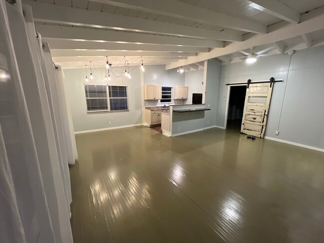 500 Silver Beach Ave, Unit #2 Gigantic Loft 2nd FL