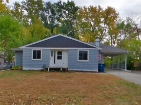 5406 Utah Ave N in Minneapolis, MN - Building Photo