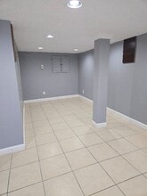 4143 Taylor Blvd in Louisville, KY - Building Photo - Building Photo