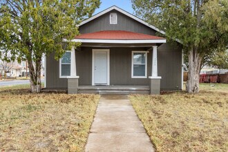 1322 N Lincoln Ave in Odessa, TX - Building Photo - Building Photo
