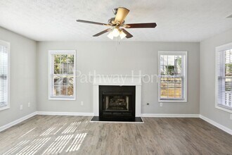 62 Nellie Brook Dr SW in Mableton, GA - Building Photo - Building Photo