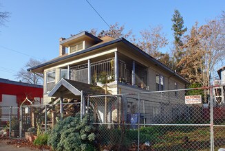 508 16th St in Sacramento, CA - Foto de edificio - Building Photo