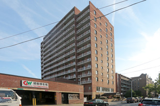 Wisteria Tower Medical Center in Flushing, NY - Building Photo - Building Photo