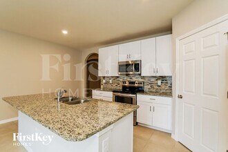 1402 Loma Linda Dr in Ft. Myers, FL - Building Photo - Building Photo