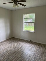 11235 Lemond Dr in Houston, TX - Building Photo