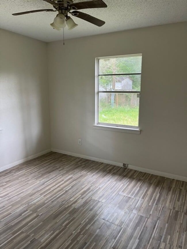 property at 11235 Lemond Dr