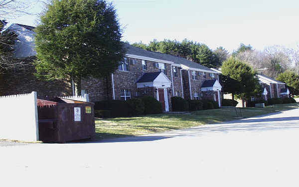 West Stoughton Village in Stoughton, MA - Building Photo